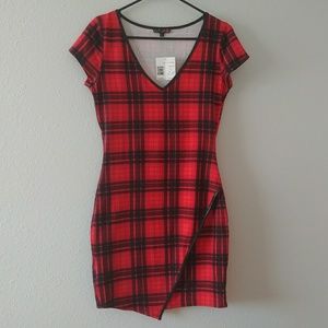 Maddie Plaid Asymmetric Hem T-shirt dress